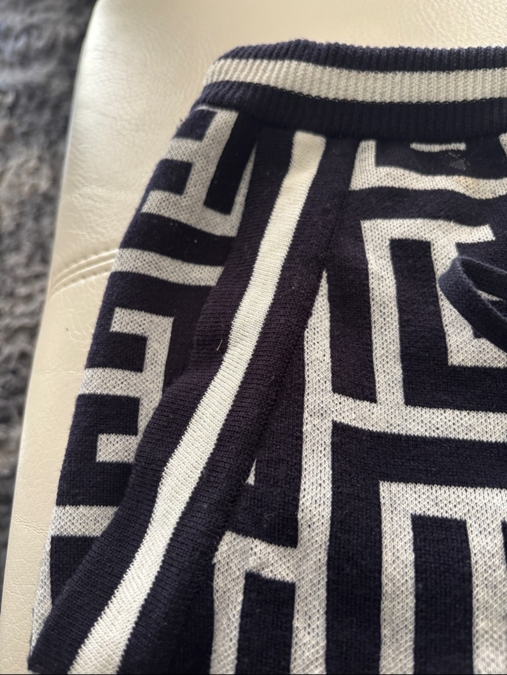 Balmain White Geometric Knit paints